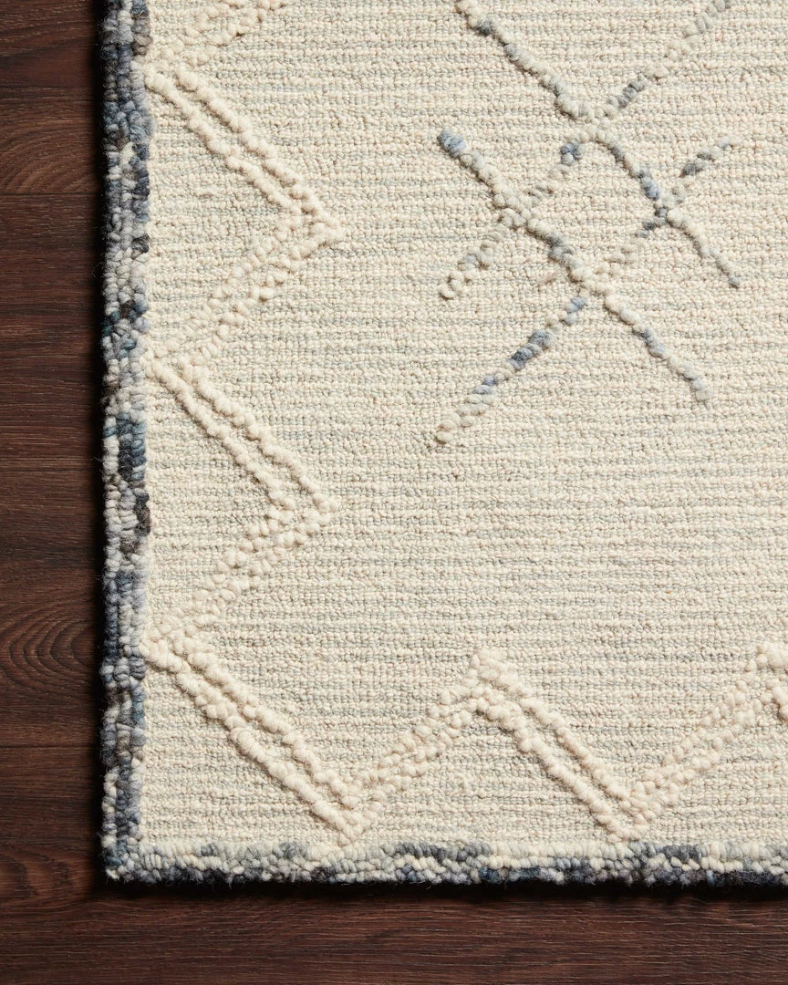 LOLOI LEELA 04 HOOKED WOOL RUG: OCEAN, WHITE 2 LOLOI LEELA 04 HOOKED WOOL RUG: OCEAN, WHITE