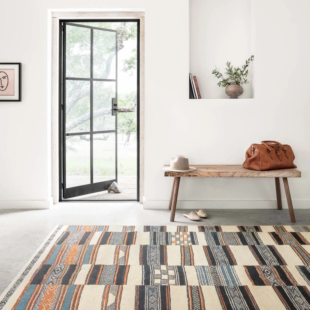 LOLOI MIKA 04 INDOOR-OUTDOOR RUG: IVORY, BLUE, ORANGE 2 LOLOI MIKA 04 INDOOR-OUTDOOR RUG: IVORY, BLUE, ORANGE