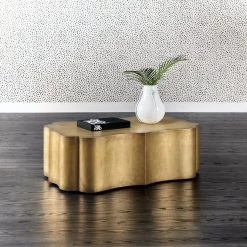 HOOKER TEVIS BLUFF COFFEE TABLE