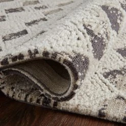 LOLOI YESHAIA 02 RUG: IVORY, CHARCOAL