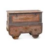 DOVETAIL SHYLA ANTIQUE GEROBOG TRUNK CONSOLE