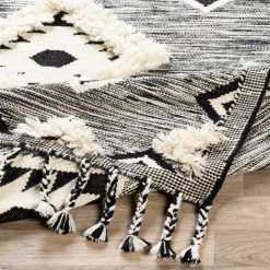 SURYA EBBA HAND-WOVEN WOOL RUG