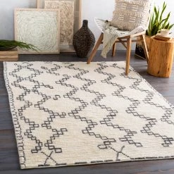 SURYA BENI HAND-WOVEN WOOL RUG: CREAM, GREY