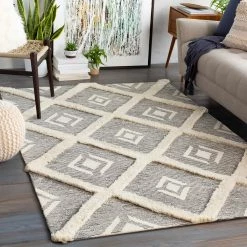 SURYA CHEROKEE DIAMOND WOOL RUG: CHARCOAL + CREAM