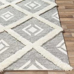 SURYA CHEROKEE DIAMOND WOOL RUG: CHARCOAL + CREAM