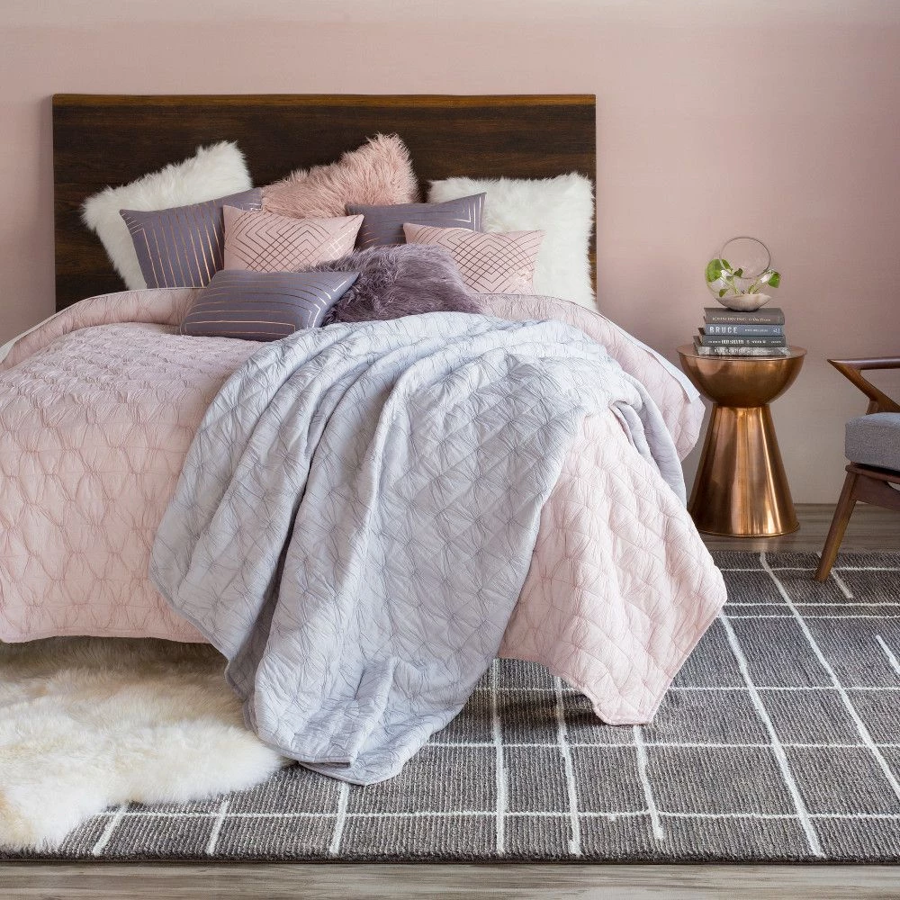 SURYA Pillows + Decor FAVORITE SHAG PILLOWS 2 SURYA Pillows + Decor FAVORITE SHAG PILLOWS