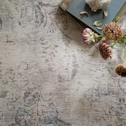 LOLOI FREYA VINTAGE PRINT RUG: DISTRESSED SILVER