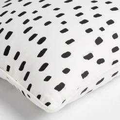 SURYA TREND SPOTTING PILLOW