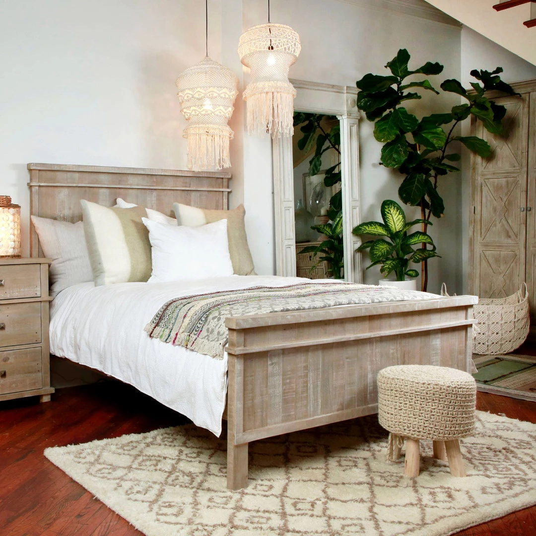 DOVETAIL GRETA LIGHT WASHED PINE PANEL BED 2 DOVETAIL GRETA LIGHT WASHED PINE PANEL BED