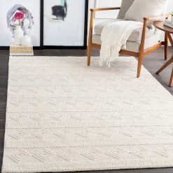 SURYA LINA TEXTURED WOOL FLAT RUG