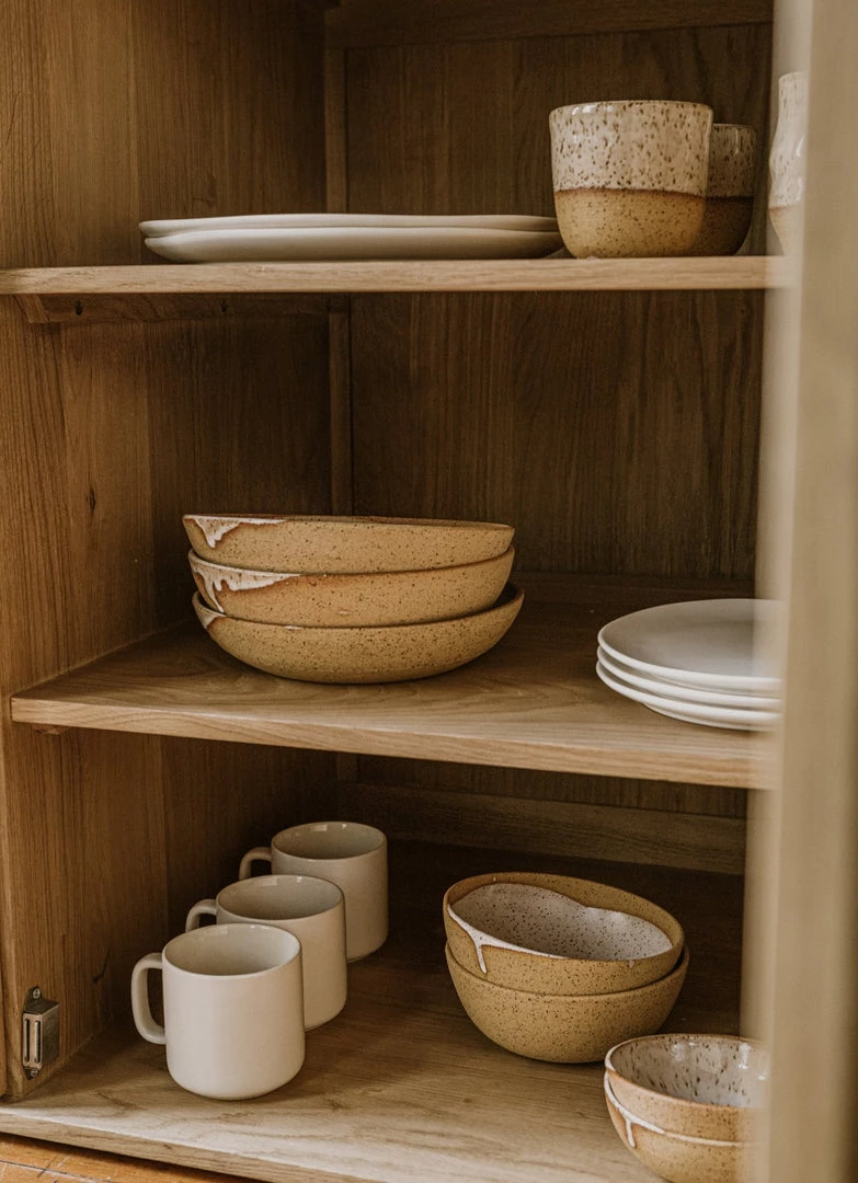 MOES JUNI SIDEBOARD 10 MOES JUNI SIDEBOARD