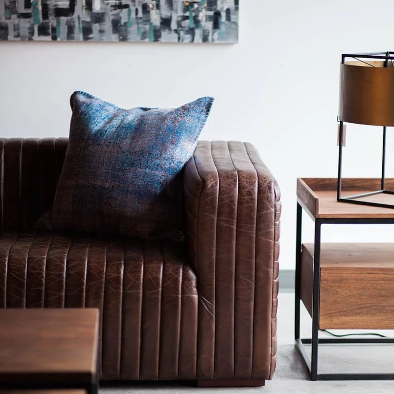 MOES VANCOUVER SIDE TABLE 3 MOES VANCOUVER SIDE TABLE