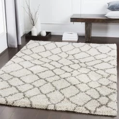 SURYA Rug JAKOBA SHAG: IVORY