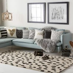 SURYA TREND SPOTTING WOOL RUG: BEIGE, BLACK