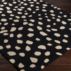 SURYA TREND SPOTTING WOOL RUG: BLACK 5 SURYA TREND SPOTTING WOOL RUG: BLACK
