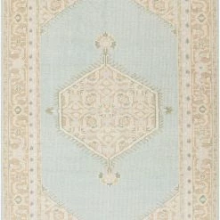 SURYA ZAHRA HAND-KNOTTED WOOL RUG: SEA FOAM